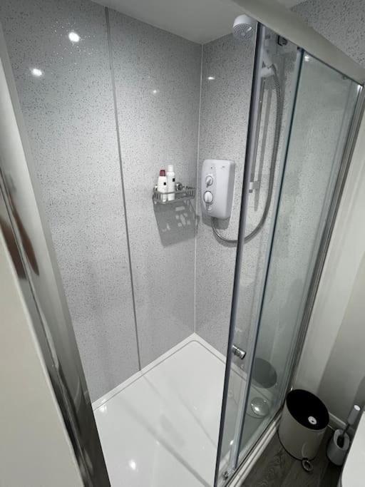 Lento Apartment Винчестер Экстерьер фото